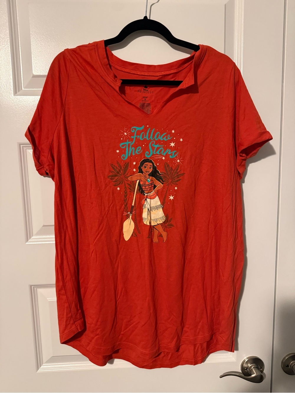 torrid Orange Short Sleeve V-Neck Moana Graphic Tee